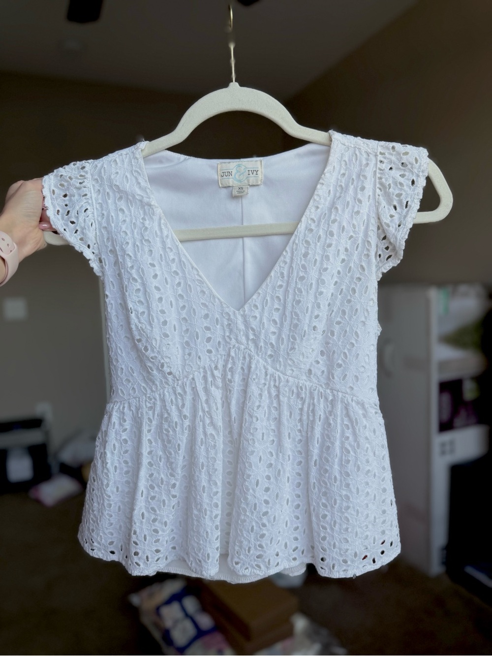 Francesca’s Jun & Ivy White Eyelet V-Neck Peplum Blouse